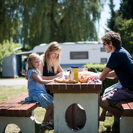 Du Staedly * Roeschwoog